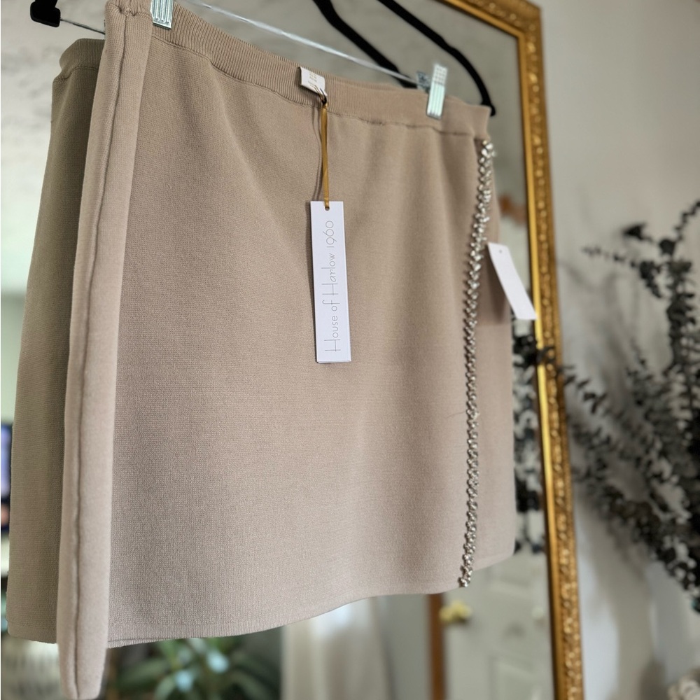 NWT House of Harlow 1960 Tan Asymmetrical Wrap Mini Skirt Neutral Luxe Capsule - Picture 6 of 9